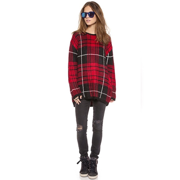 UNIF Jumbo Plaid Sweater - Picture 2 of 8